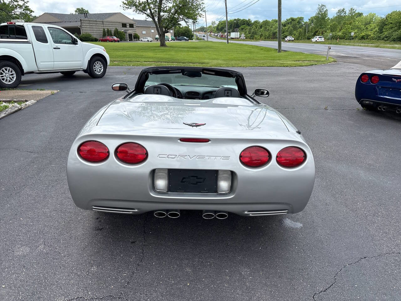 Used 2004 Chevrolet Corvette Convertible w/ Preferred Equipment Group image 4