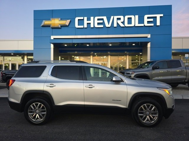 Used 2018 GMC Acadia SLE image 3
