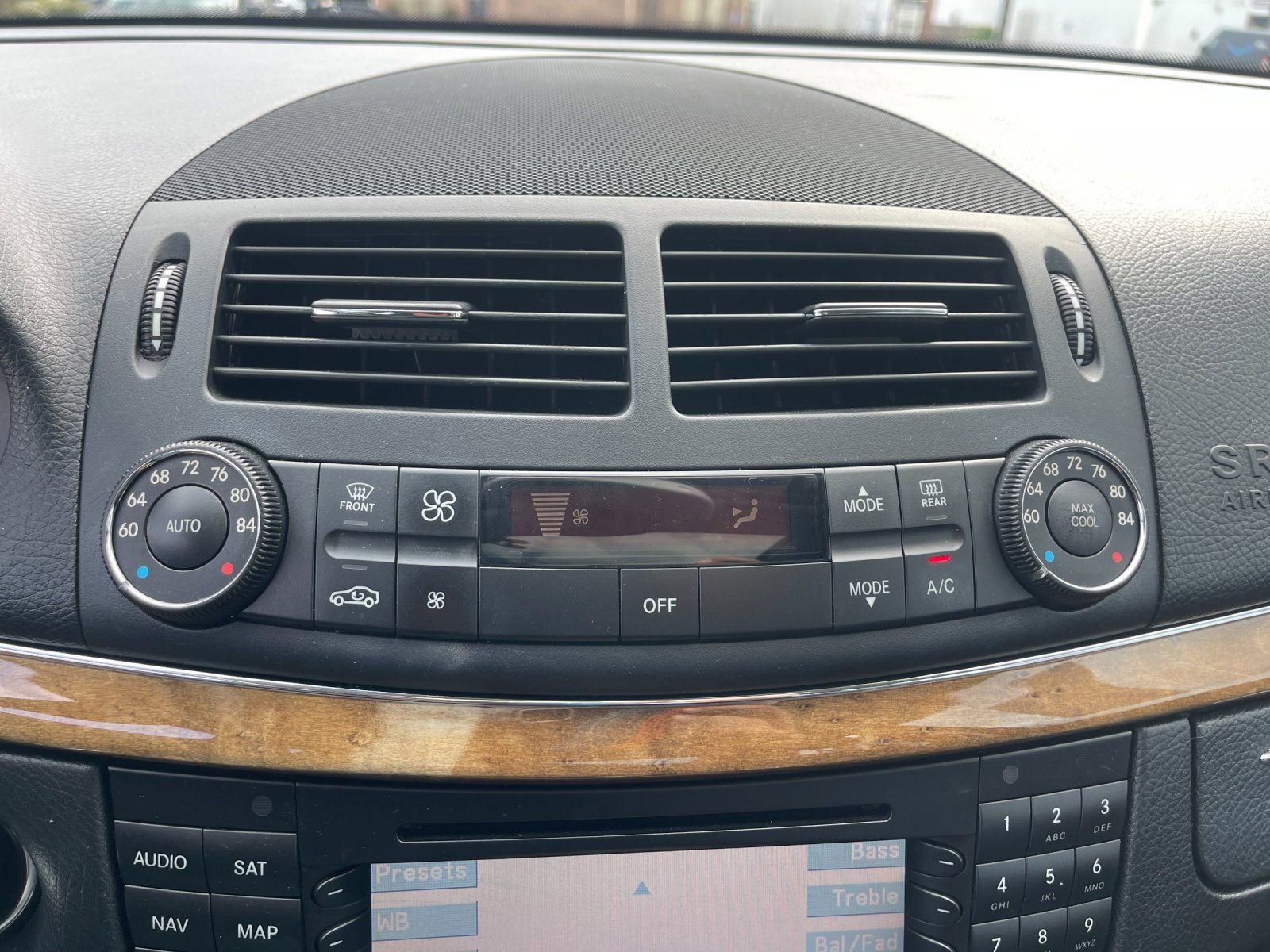 Used 2007 Mercedes-Benz E 350 Sedan image 34