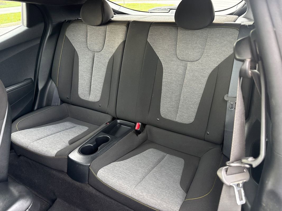 Used 2019 Hyundai Veloster Turbo R-Spec FWD image 11