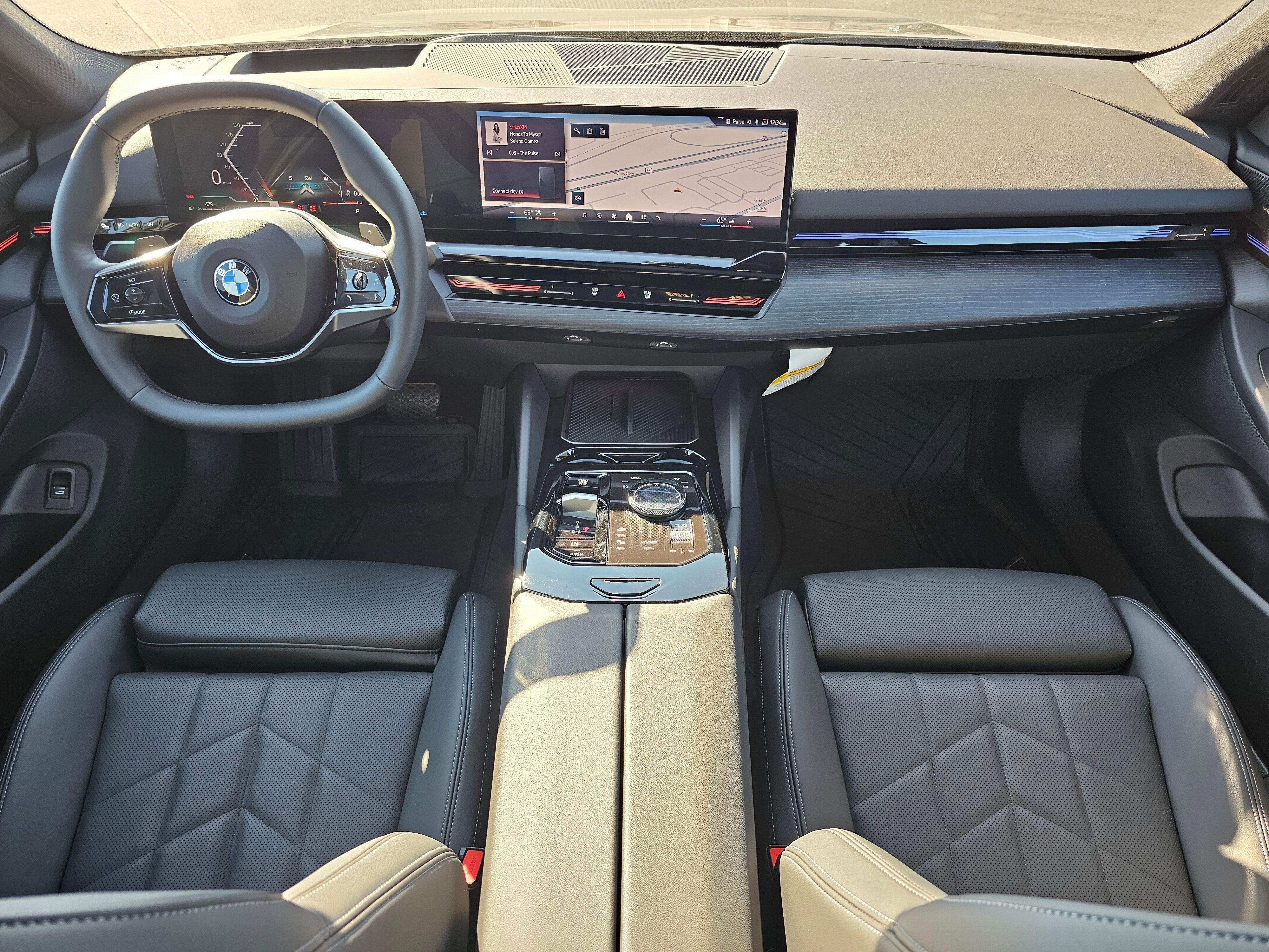 Certified 2025 BMW 530i xDrive w/ Premium Package image 10