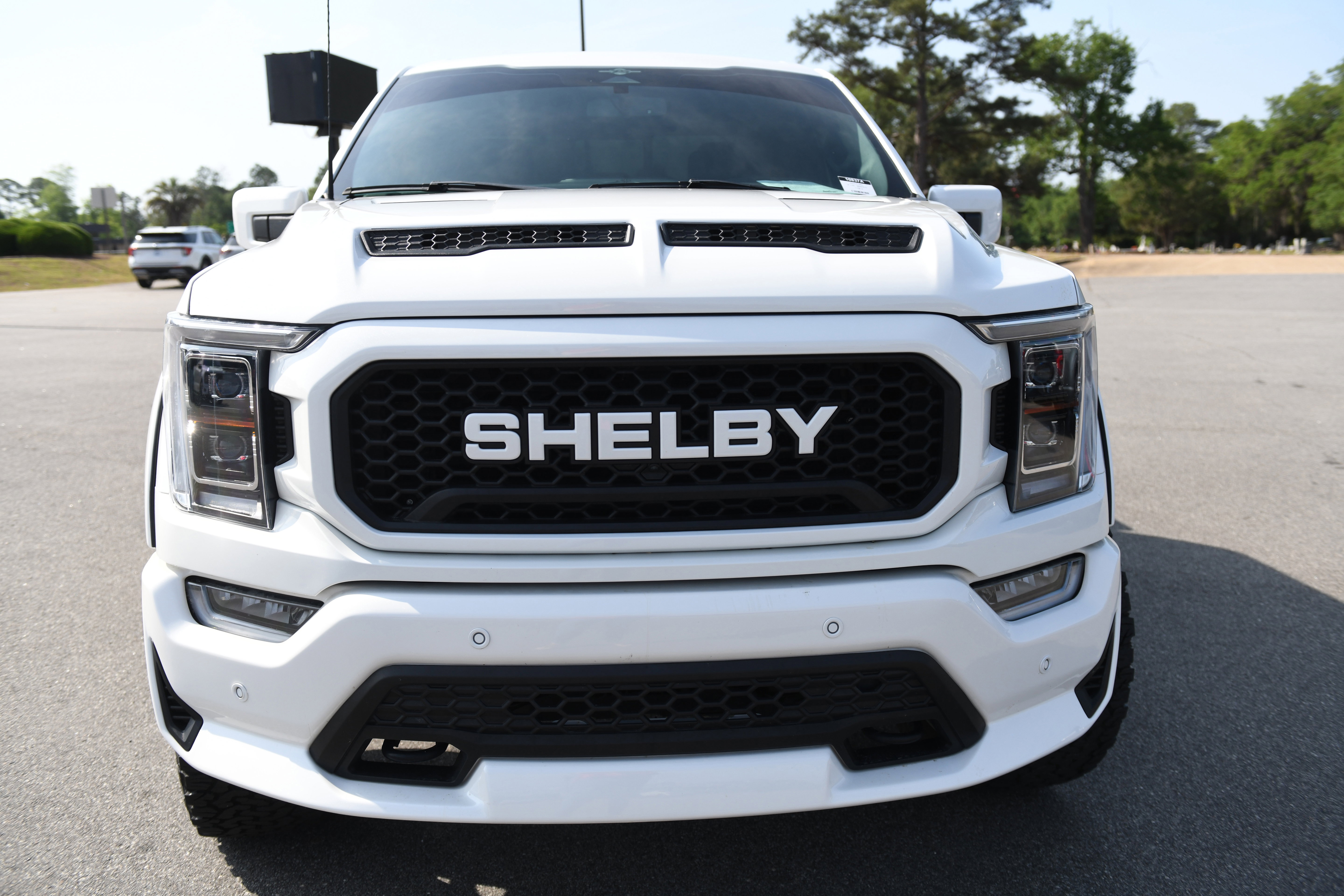 Used 2023 Ford F150 Lariat w/ Equipment Group 502A High AWD/4WD image 5