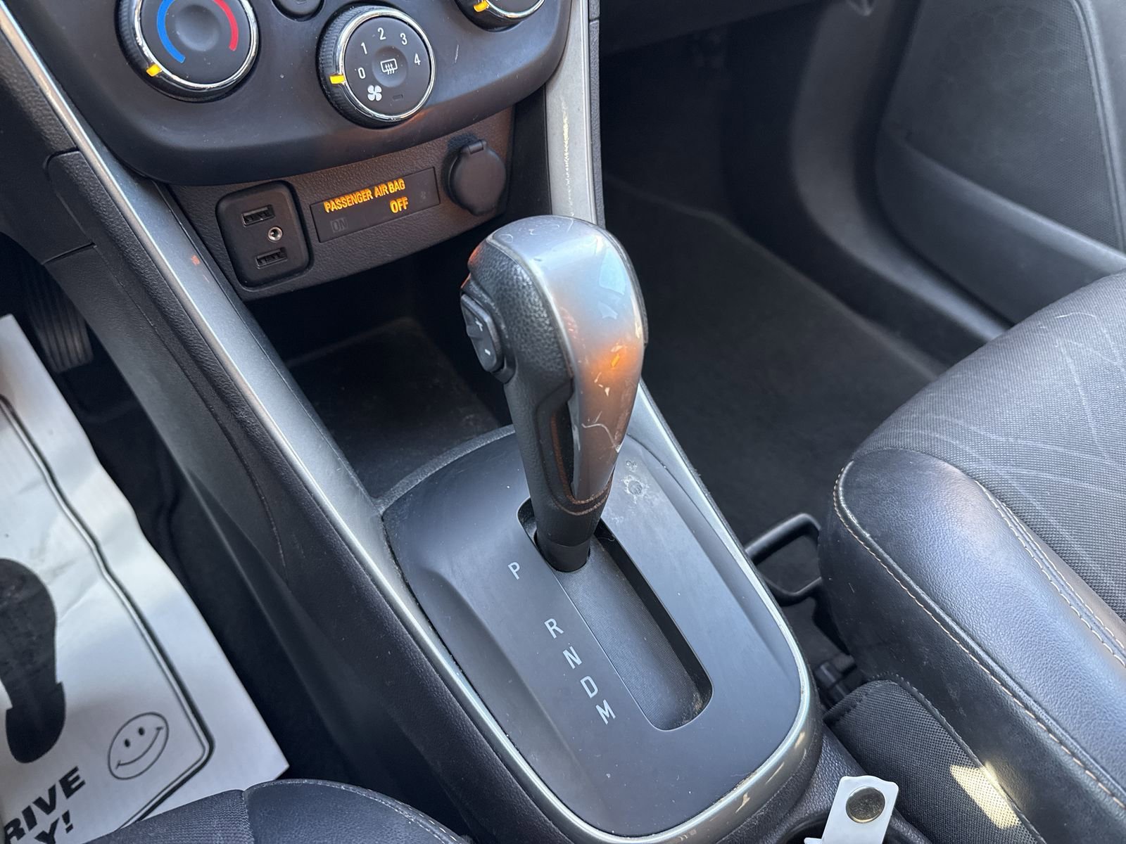 Used 2020 Chevrolet Trax LT w/ LT Convenience Package FWD image 36