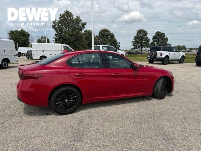 Used 2022 Alfa Romeo Giulia Sprint AWD/4WD image 15