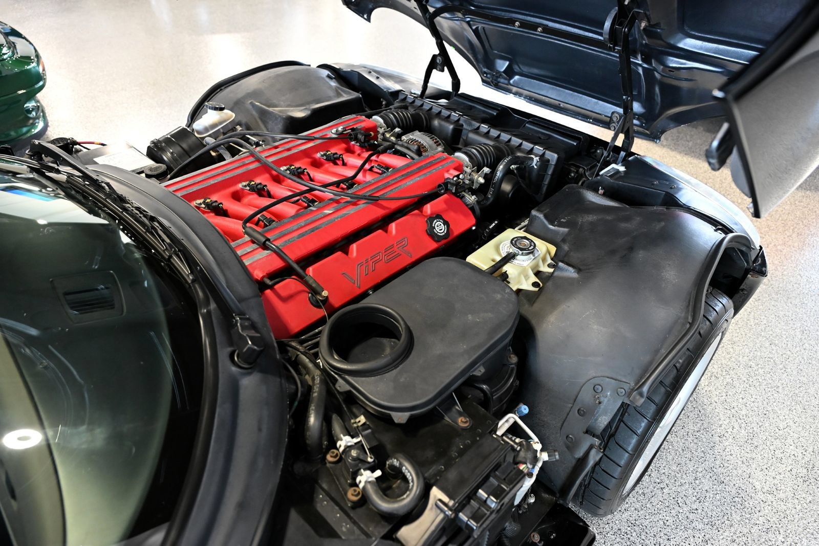 Used 1994 Dodge Viper RT/10 RWD image 11