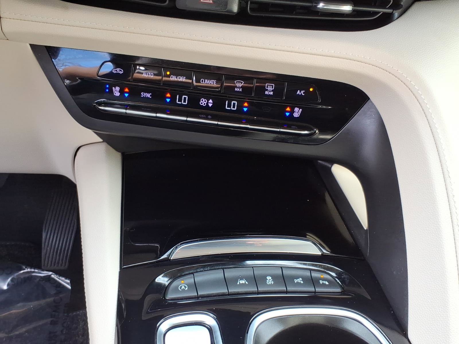 Certified 2023 Buick Envision Avenir FWD image 22