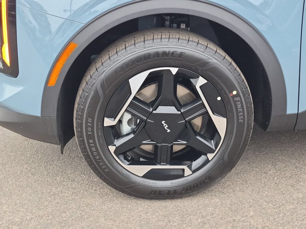 New 2026 Kia Sportage S AWD/4WD image 33