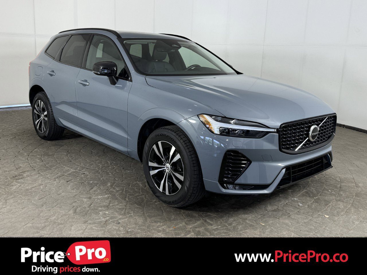 Used 2024 Volvo XC60 B5 Core