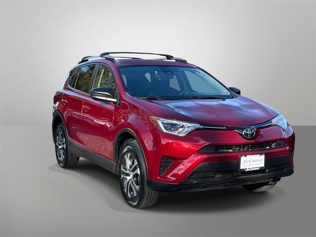 Used 2018 Toyota RAV4 LE image 22