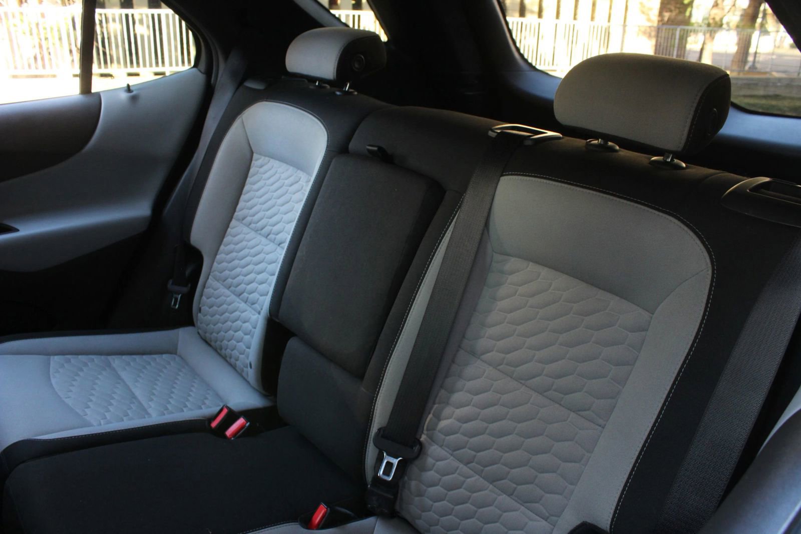 Used 2019 Chevrolet Equinox LS w/ LS Convenience Package AWD/4WD image 10