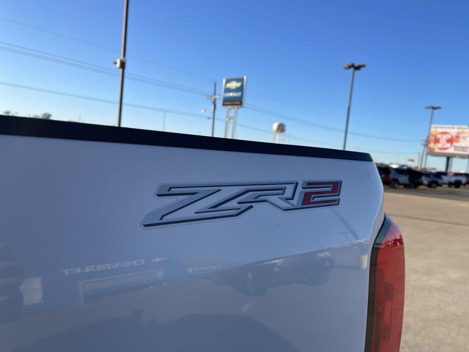 Used 2019 Chevrolet Colorado ZR2 image 12