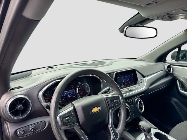 Used 2022 Chevrolet Blazer LT image 9
