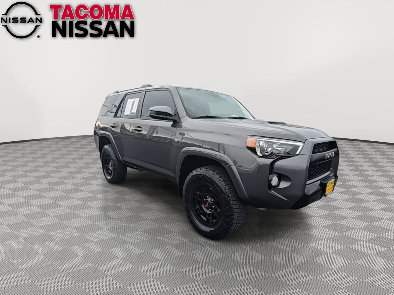 Used 2016 Toyota 4Runner TRD Pro image 2