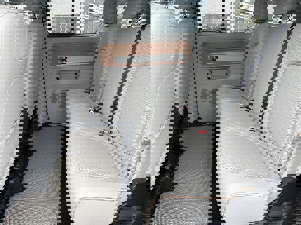 New 2025 Volkswagen ID. Buzz 1st Edition image 26