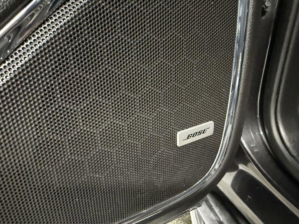 Used 2017 GMC Yukon XL Denali w/ Open Road Package image 31