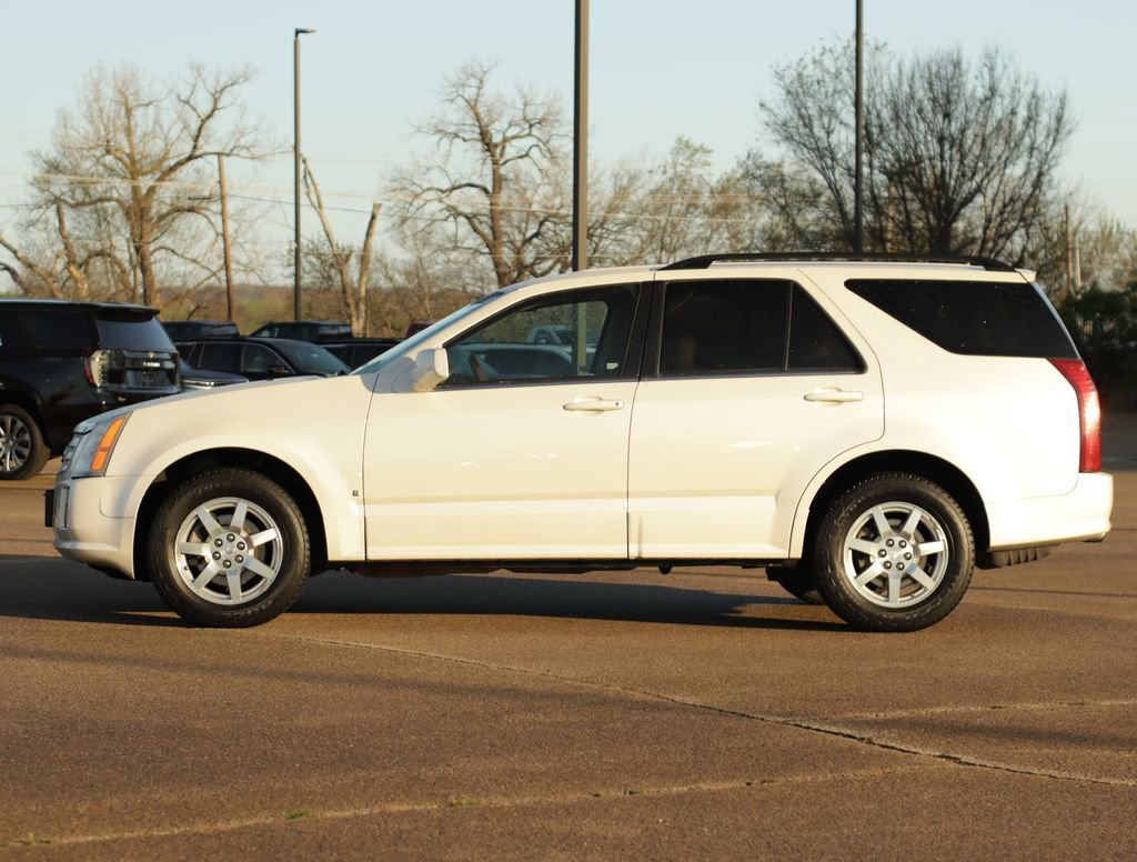 Used 2006 Cadillac SRX w/ Seating Package AWD/4WD image 4