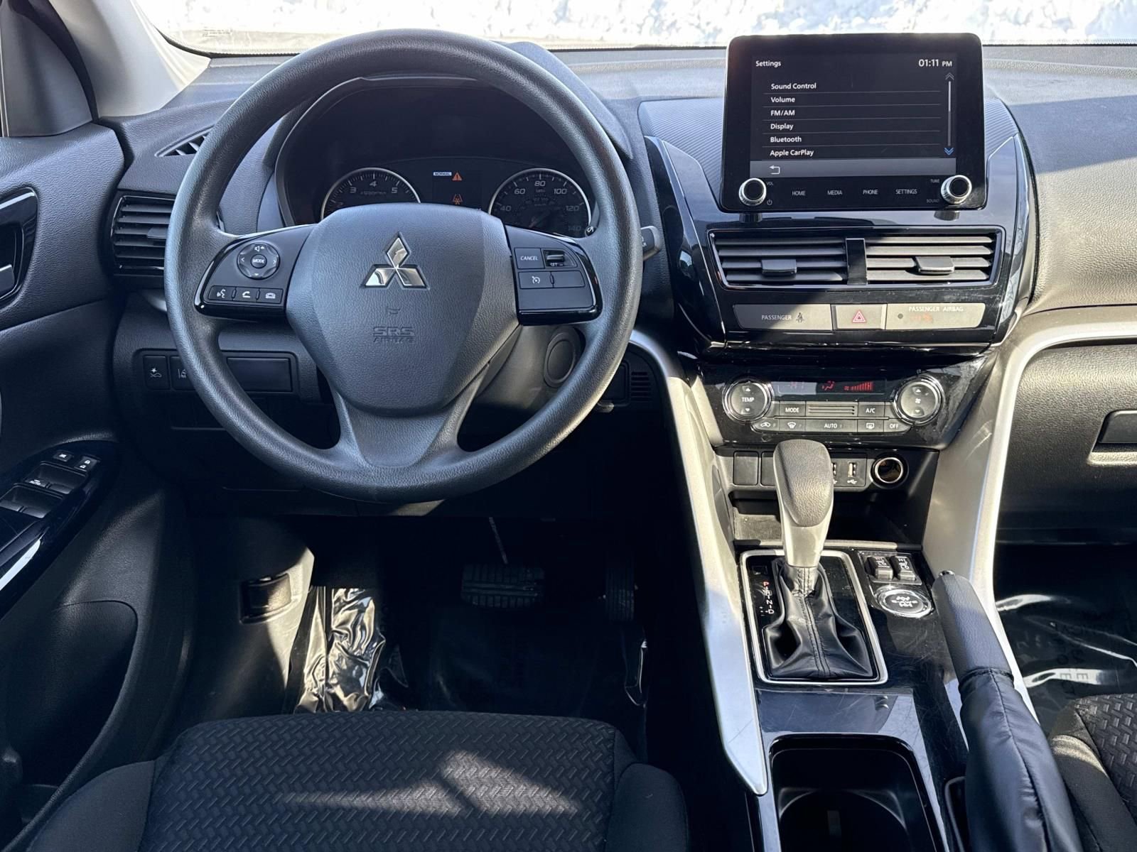 Used 2024 Mitsubishi Eclipse Cross LE image 8