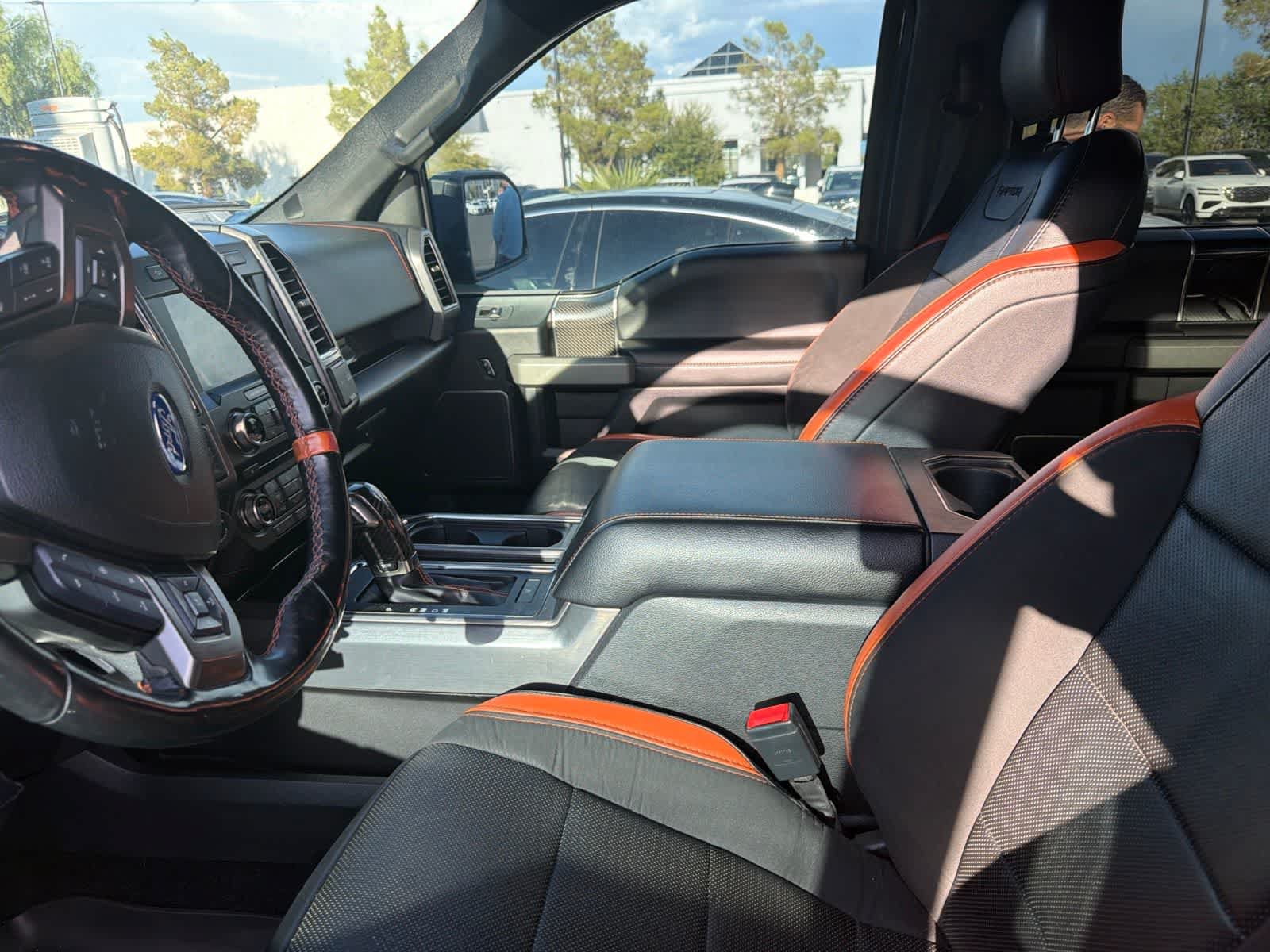 Used 2018 Ford F150 Raptor w/ Equipment Group 802A Luxury AWD/4WD image 9