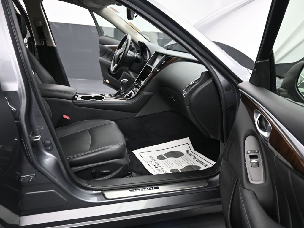 Used 2016 INFINITI Q50 Hybrid AWD image 24