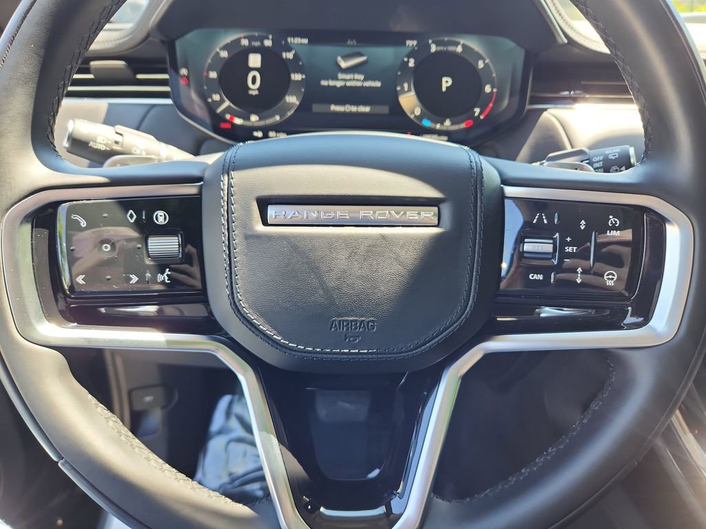 Used 2024 Land Rover Range Rover Sport SE AWD/4WD image 18
