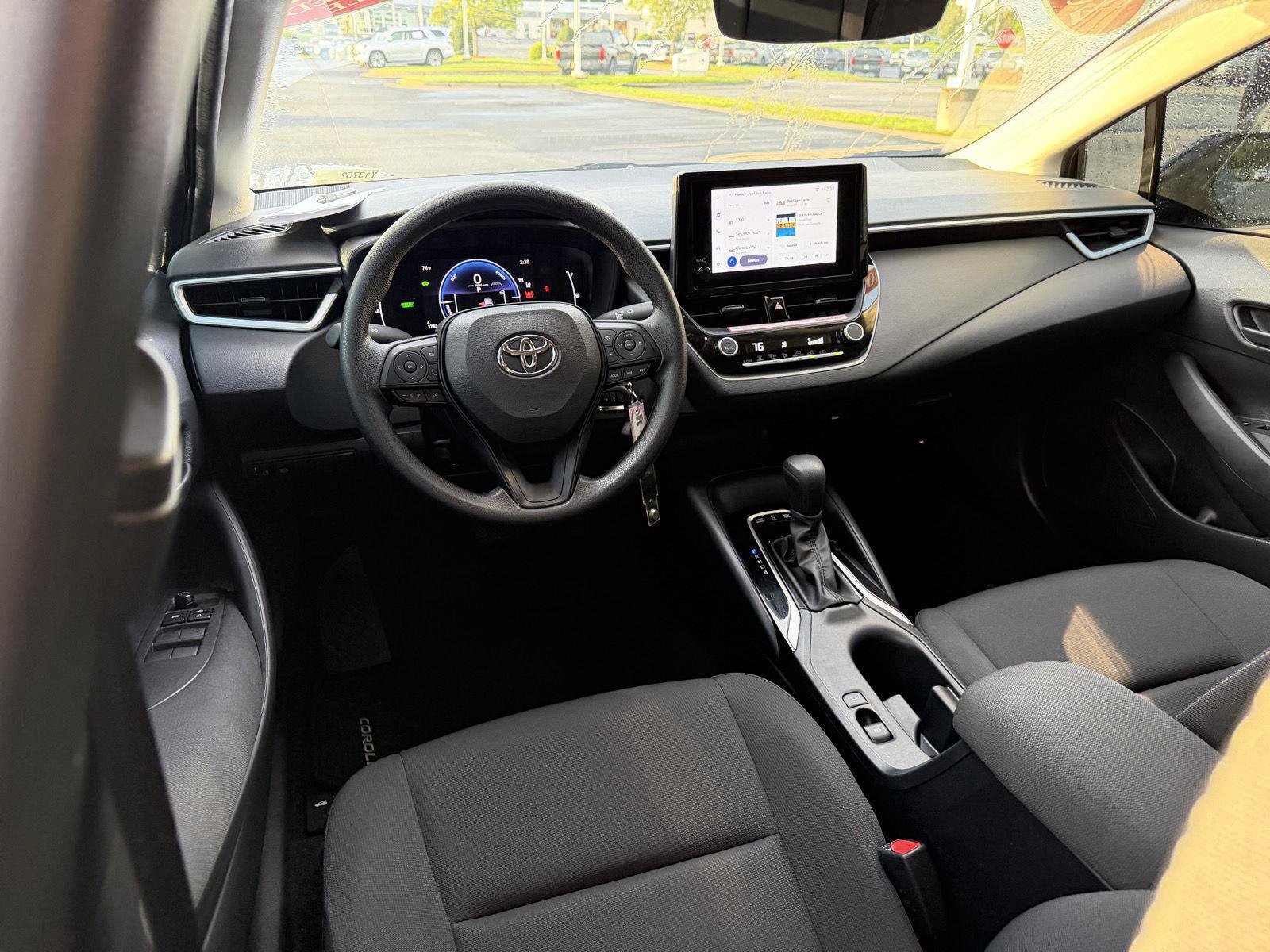 Certified 2026 Toyota Corolla LE FWD image 20