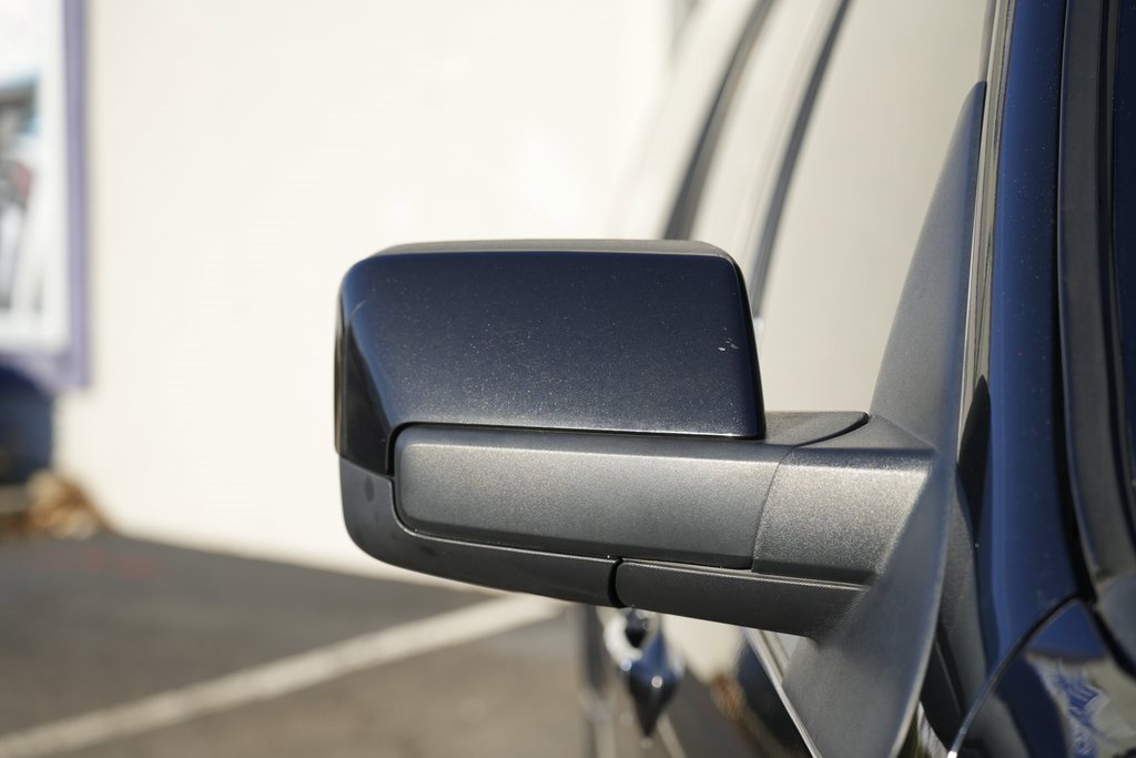 Used 2013 Ford Expedition EL Limited image 9