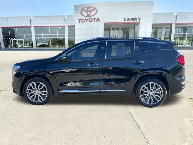 Used 2024 GMC Terrain Denali w/ LPO, Floor Liner Package AWD/4WD image 2