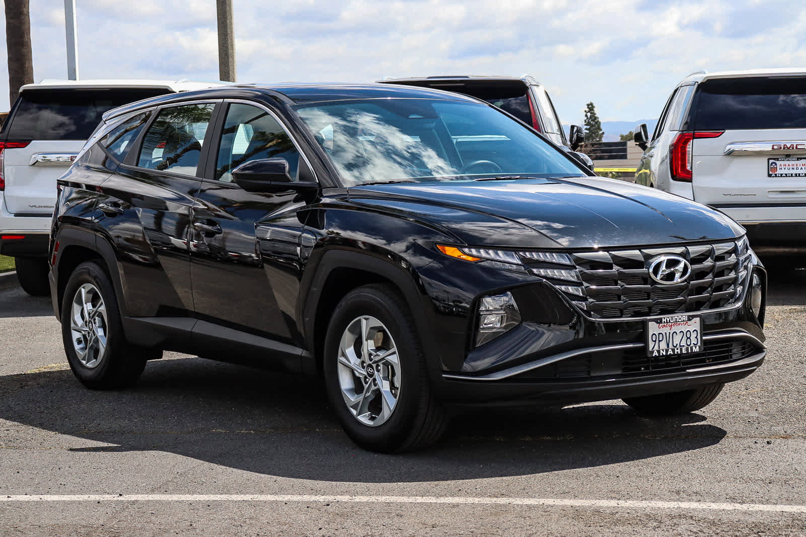 Used 2024 Hyundai Tucson SE image 3