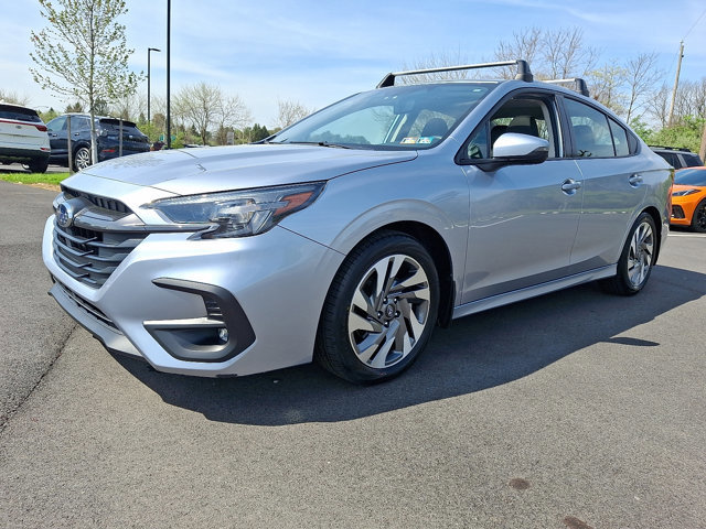 Used 2023 Subaru Legacy Limited AWD/4WD image 3