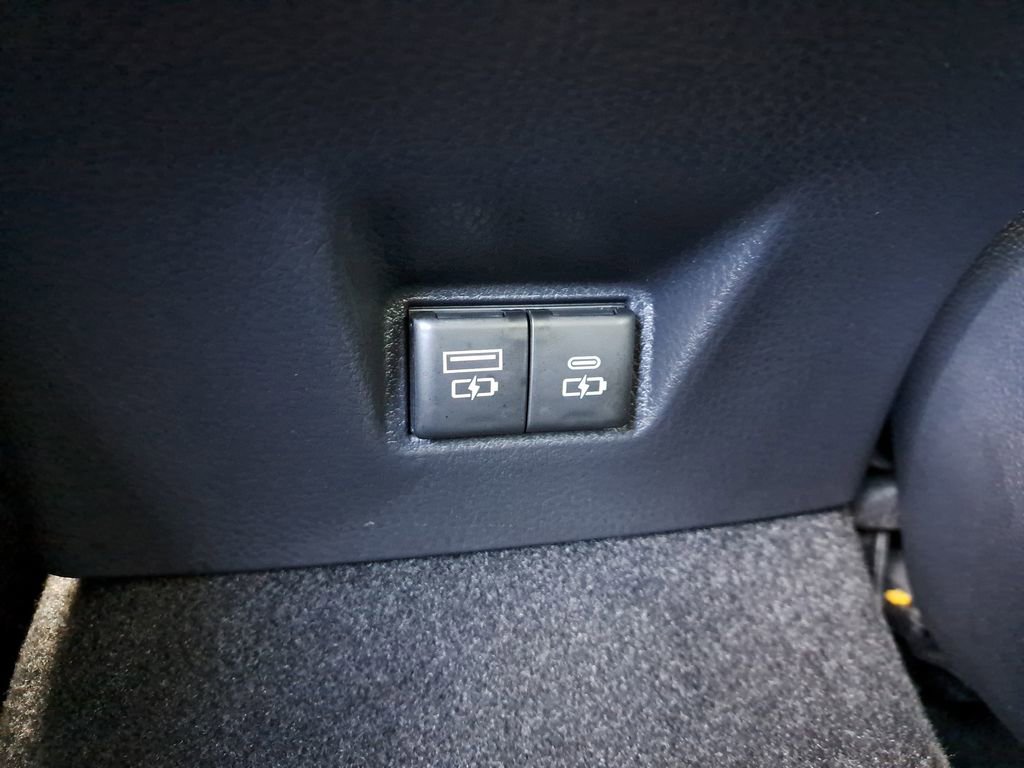 Certified 2025 Toyota Camry LE image 9