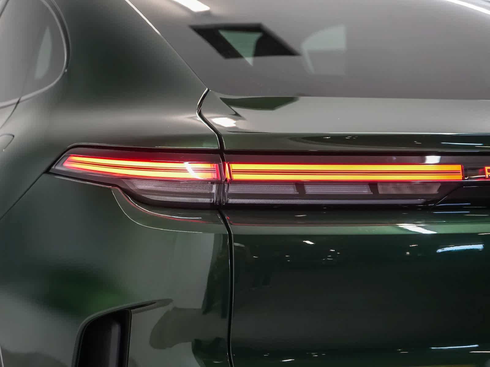 New 2026 Porsche Cayenne Turbo AWD/4WD image 14