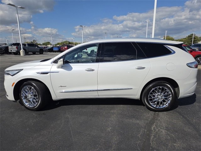 Used 2023 Buick Enclave Avenir w/ Avenir Technology Package image 26