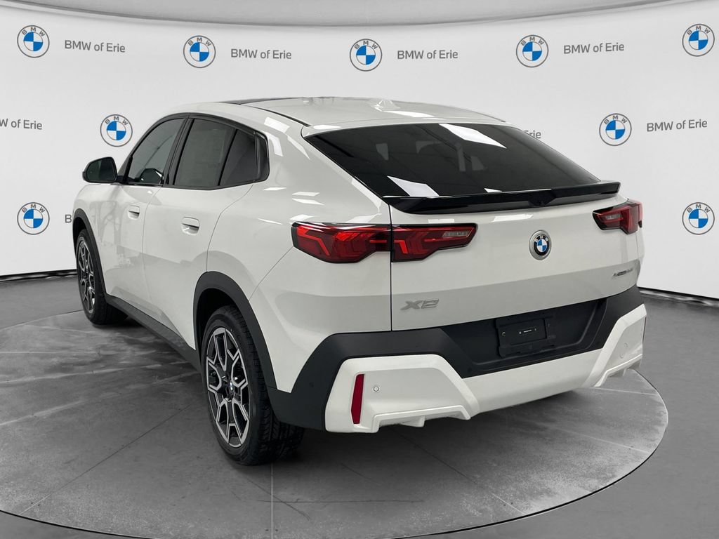 Certified 2026 BMW X2 xDrive28i AWD/4WD image 3