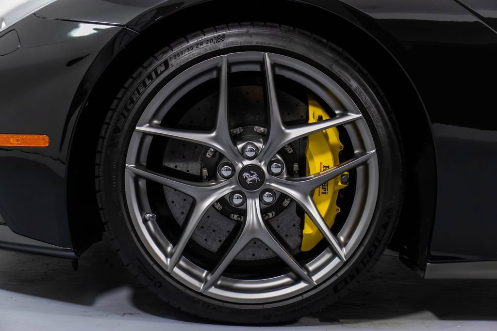 Used 2014 Ferrari F12 Berlinetta RWD image 62