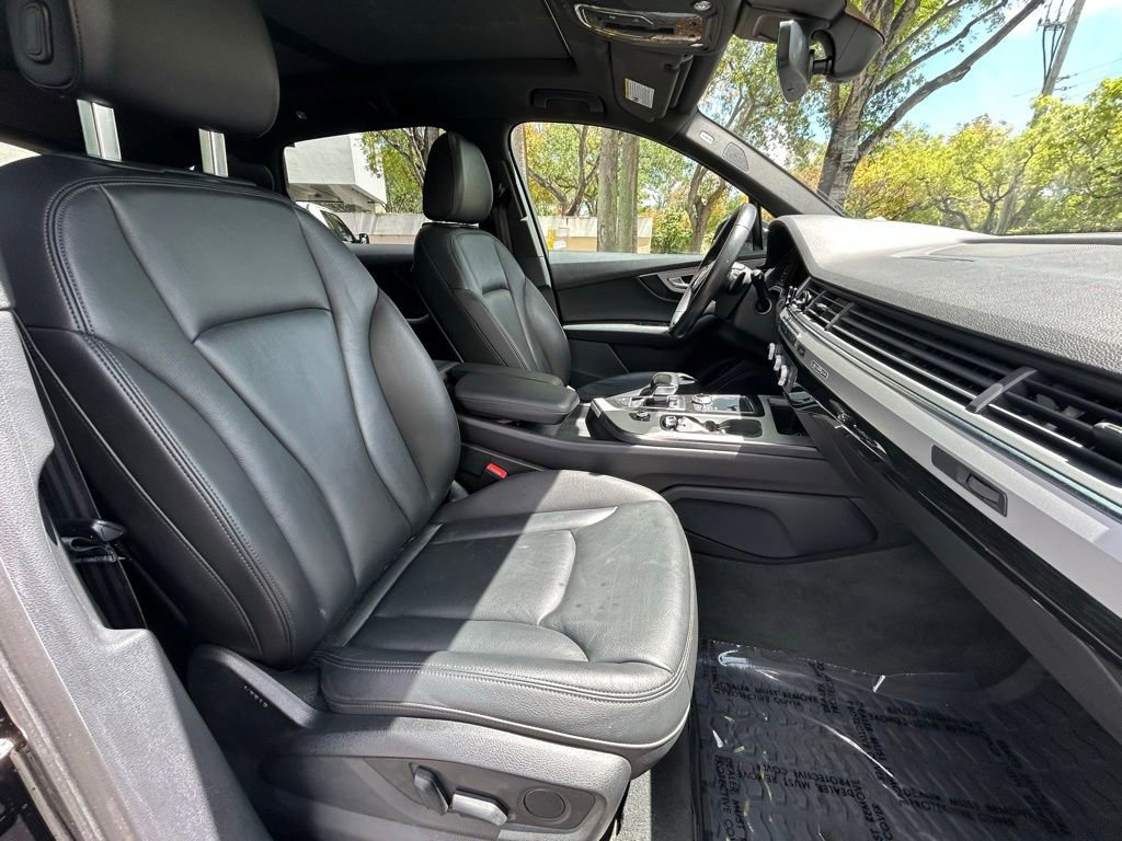 Used 2019 Audi Q7 2.0T Premium Plus w/ Premium Plus Package AWD/4WD image 40
