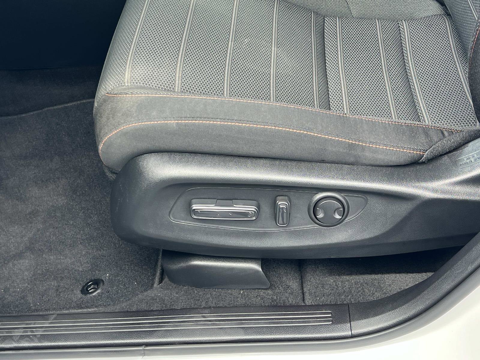 Certified 2025 Honda CR-V Sport image 16