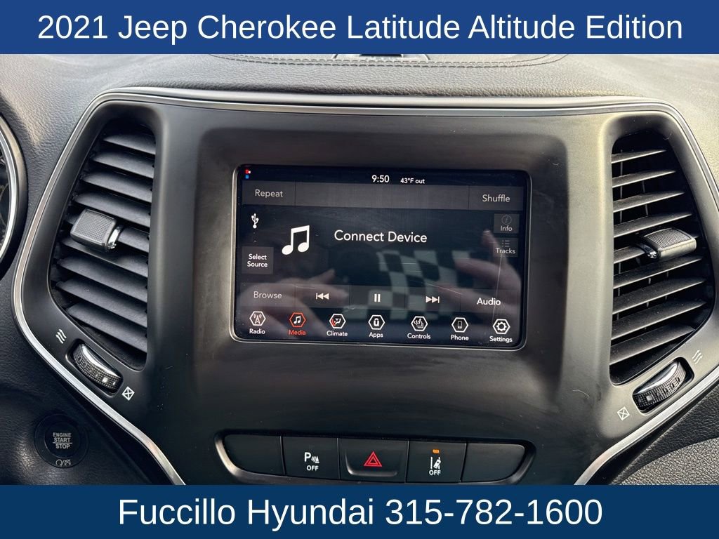 Used 2021 Jeep Cherokee Latitude Plus AWD/4WD image 20