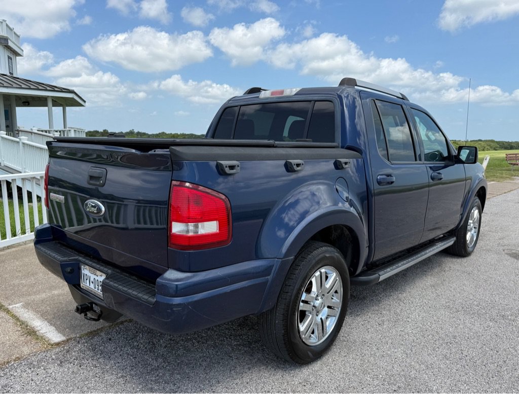Used 2008 Ford Explorer Sport Trac Limited RWD image 5