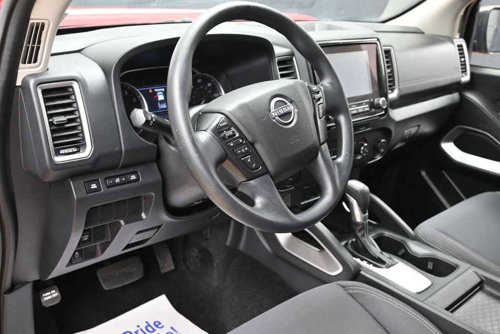 Used 2022 Nissan Frontier SV RWD image 17