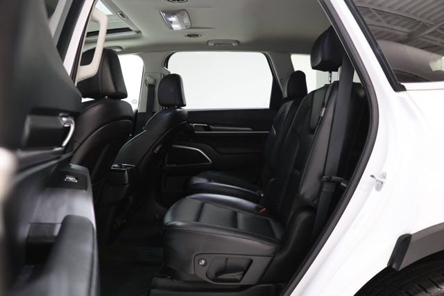 Used 2025 Kia Telluride S FWD image 33