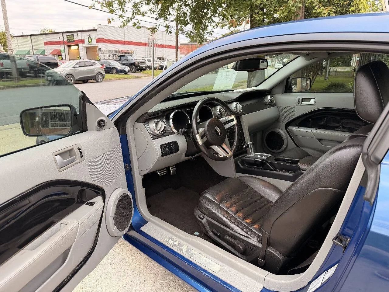 Used 2007 Ford Mustang GT Premium RWD image 12