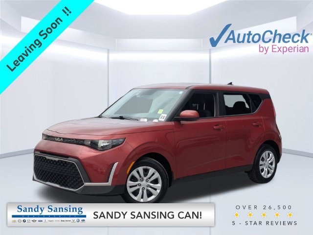 Used 2025 Kia Soul LX FWD image 1