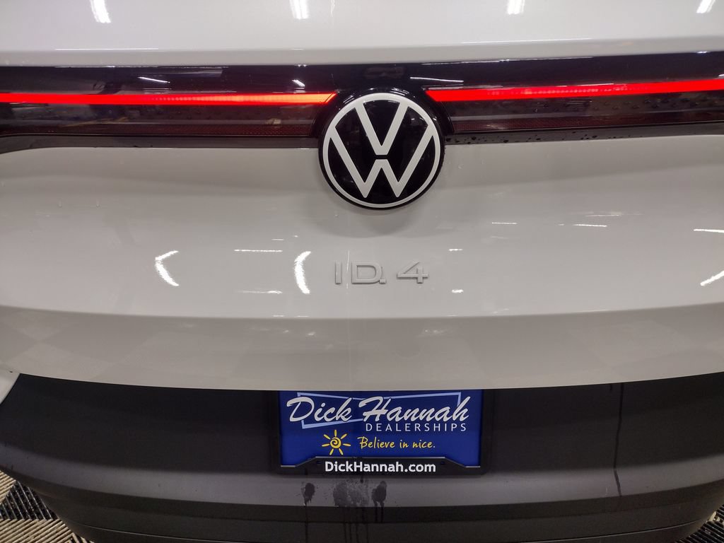 New 2026 Volkswagen ID.4 Pro AWD/4WD image 13