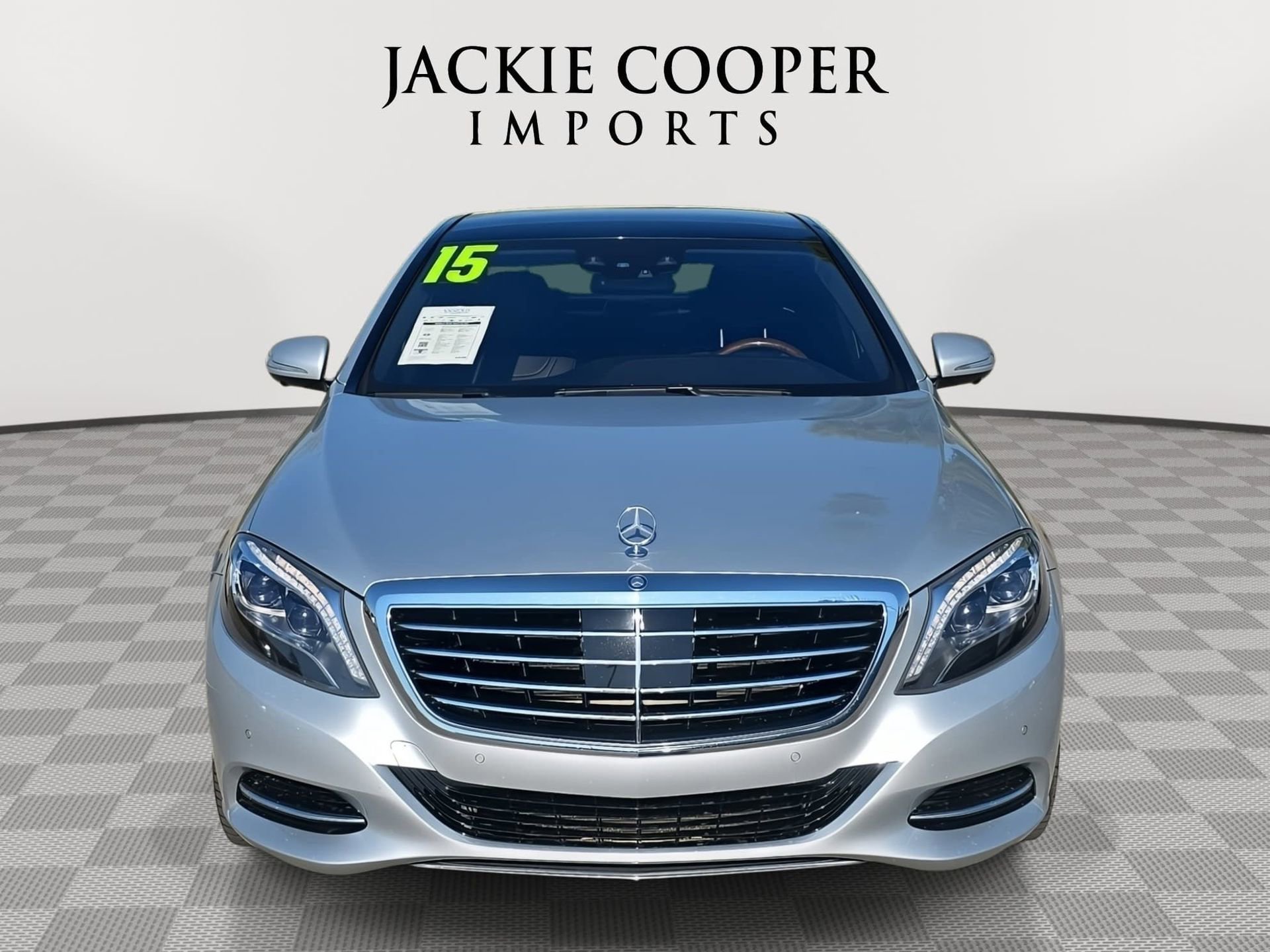 Used 2015 Mercedes-Benz S 550 4MATIC Sedan image 2