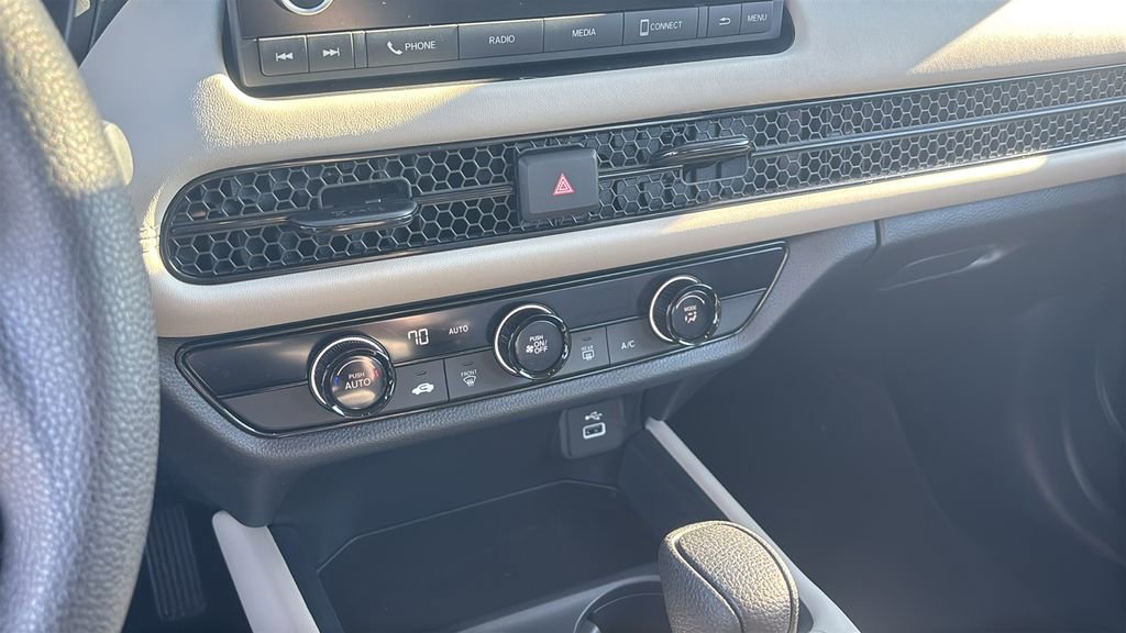 Used 2025 Honda HR-V LX image 21