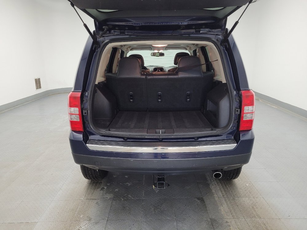 Used 2017 Jeep Patriot High Altitude image 29