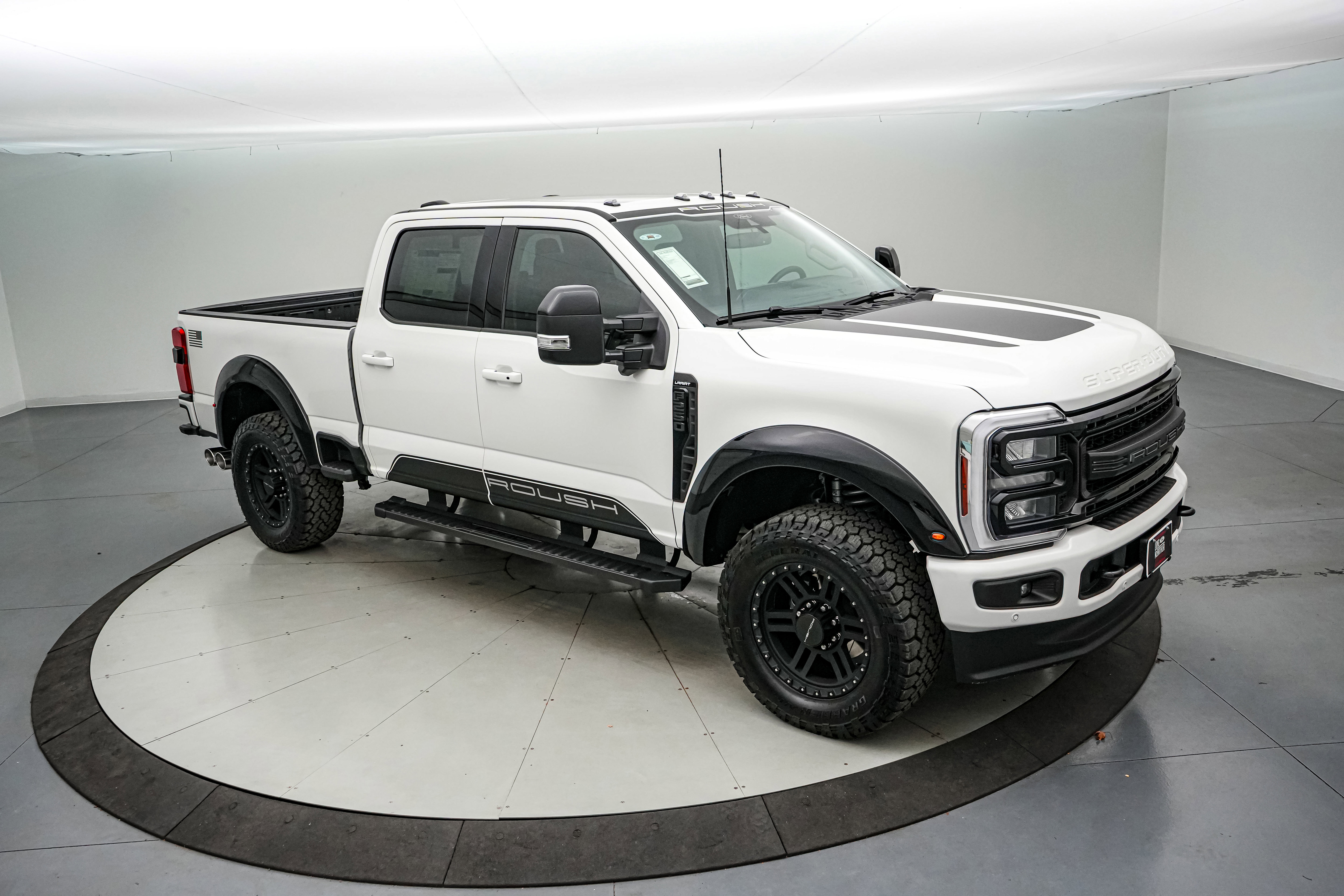 New 2026 Ford F250 Lariat w/ Black Appearance Package image 3