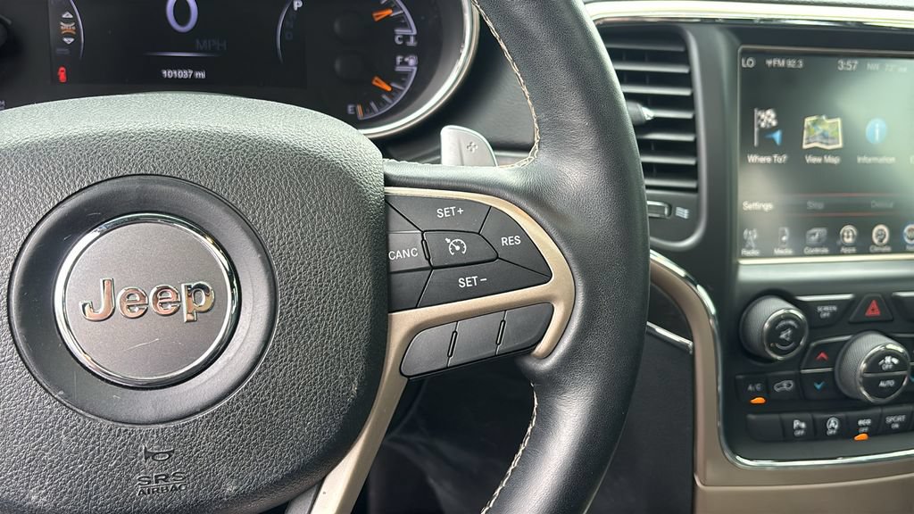 Used 2016 Jeep Grand Cherokee Limited AWD/4WD image 18