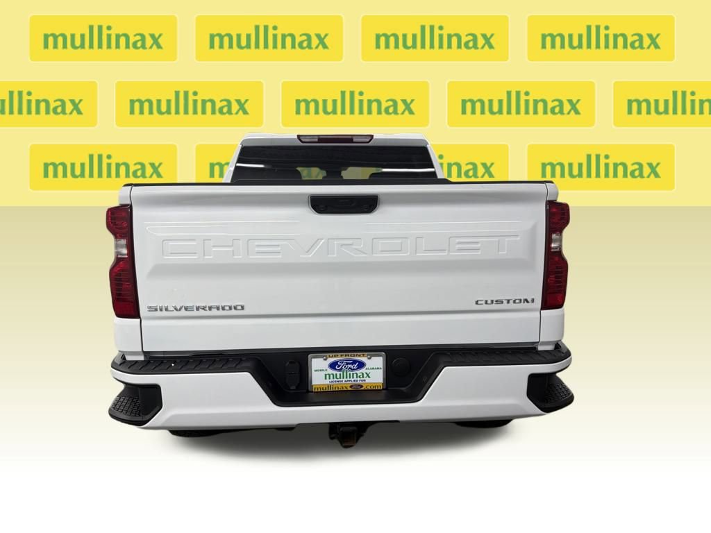 Used 2025 Chevrolet Silverado 1500 Custom image 7