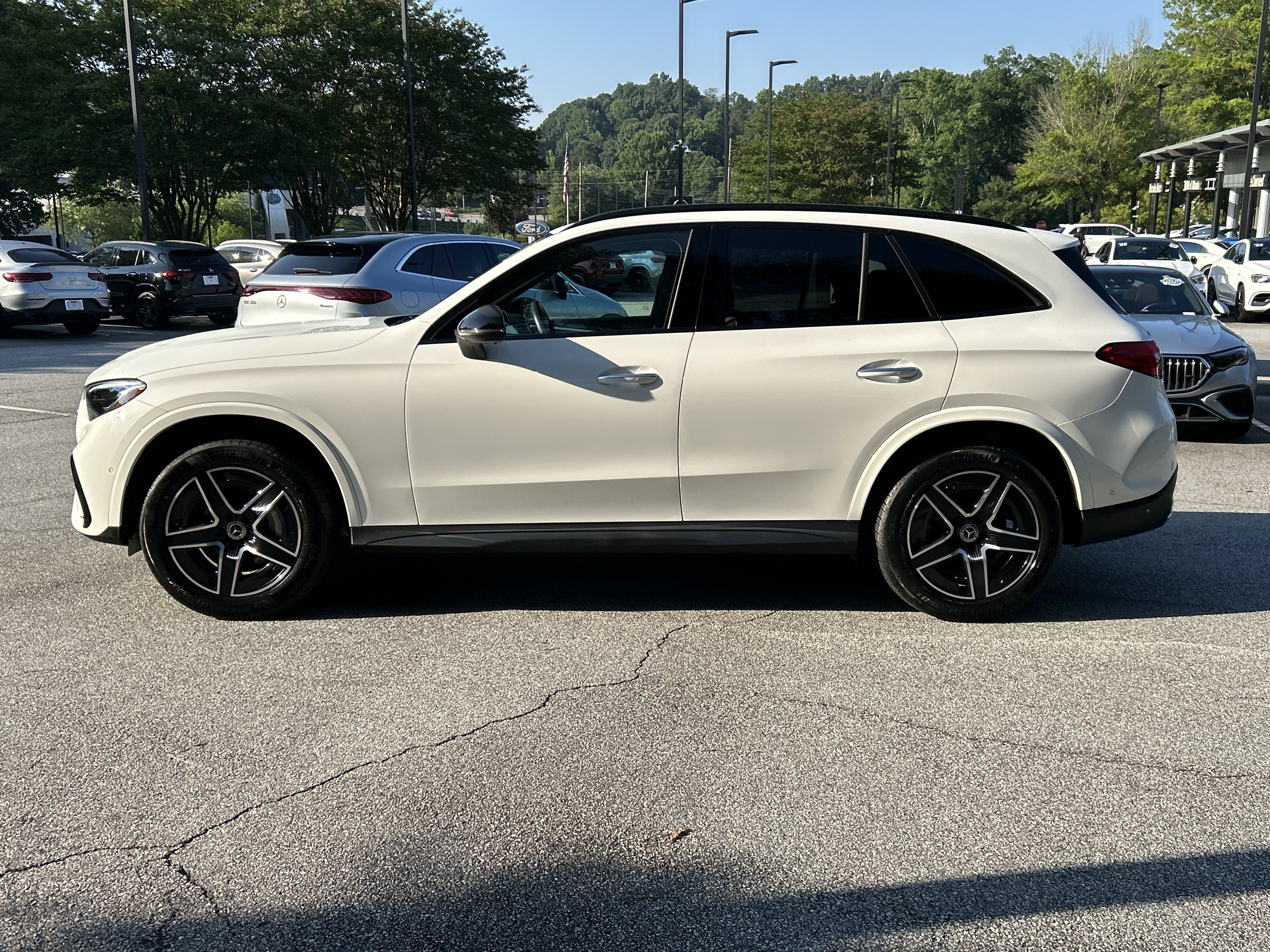 Certified 2024 Mercedes-Benz GLC 300 4MATIC w/ AMG Line image 16